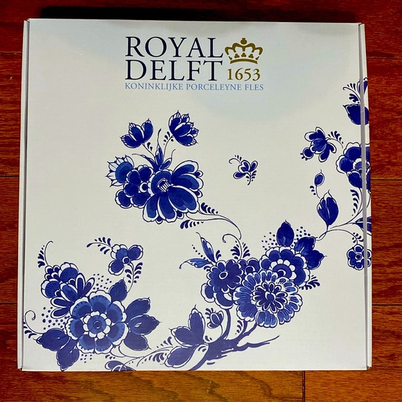 Authentic Royal Delft Porcelain Plate - Picture 1 of 8